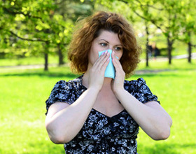 Аллергия в июне: причины и симптомы