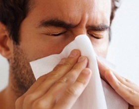 Аллергия на воздух: причины, симптомы и что делать